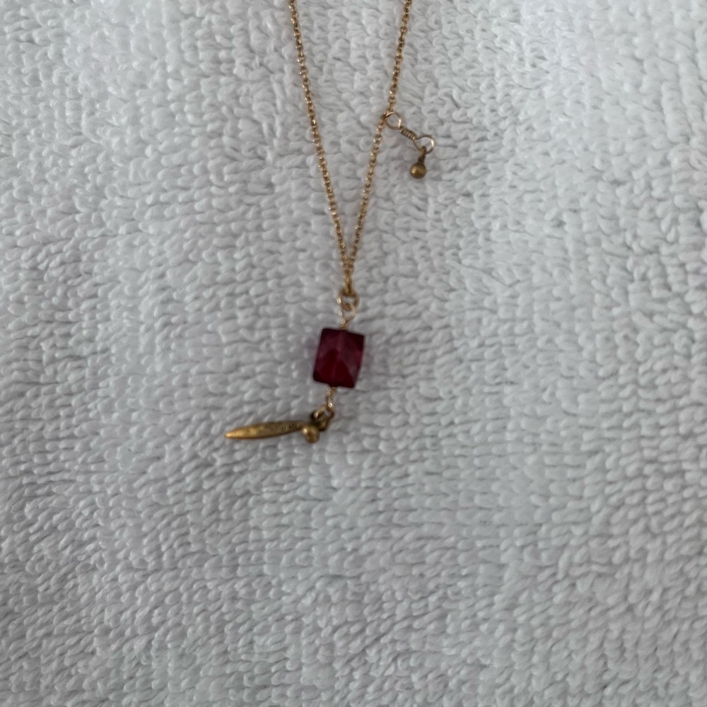 Elegant Gold Necklace with Emerald cut garnet